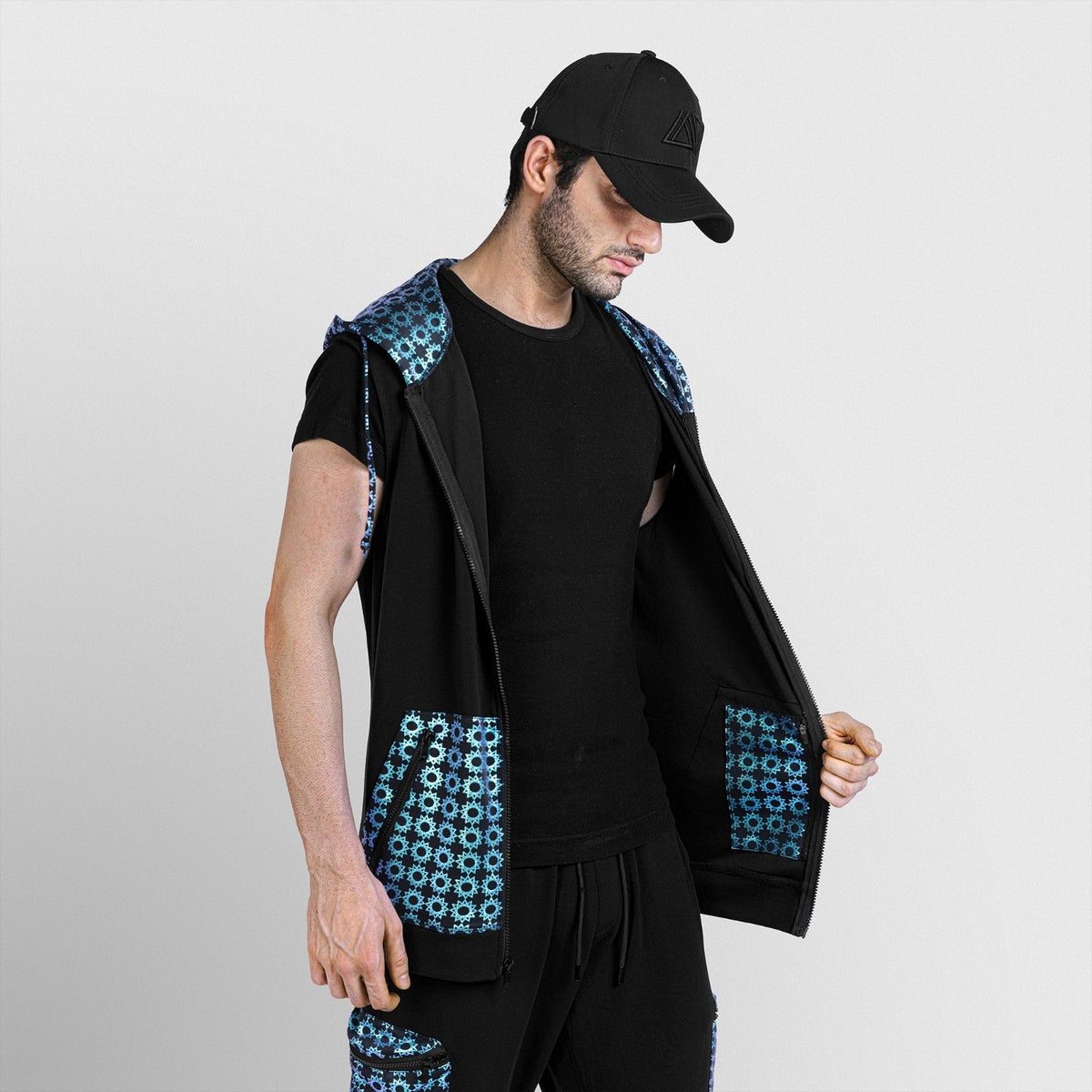 Aerothread™ Signal Zipup Vest