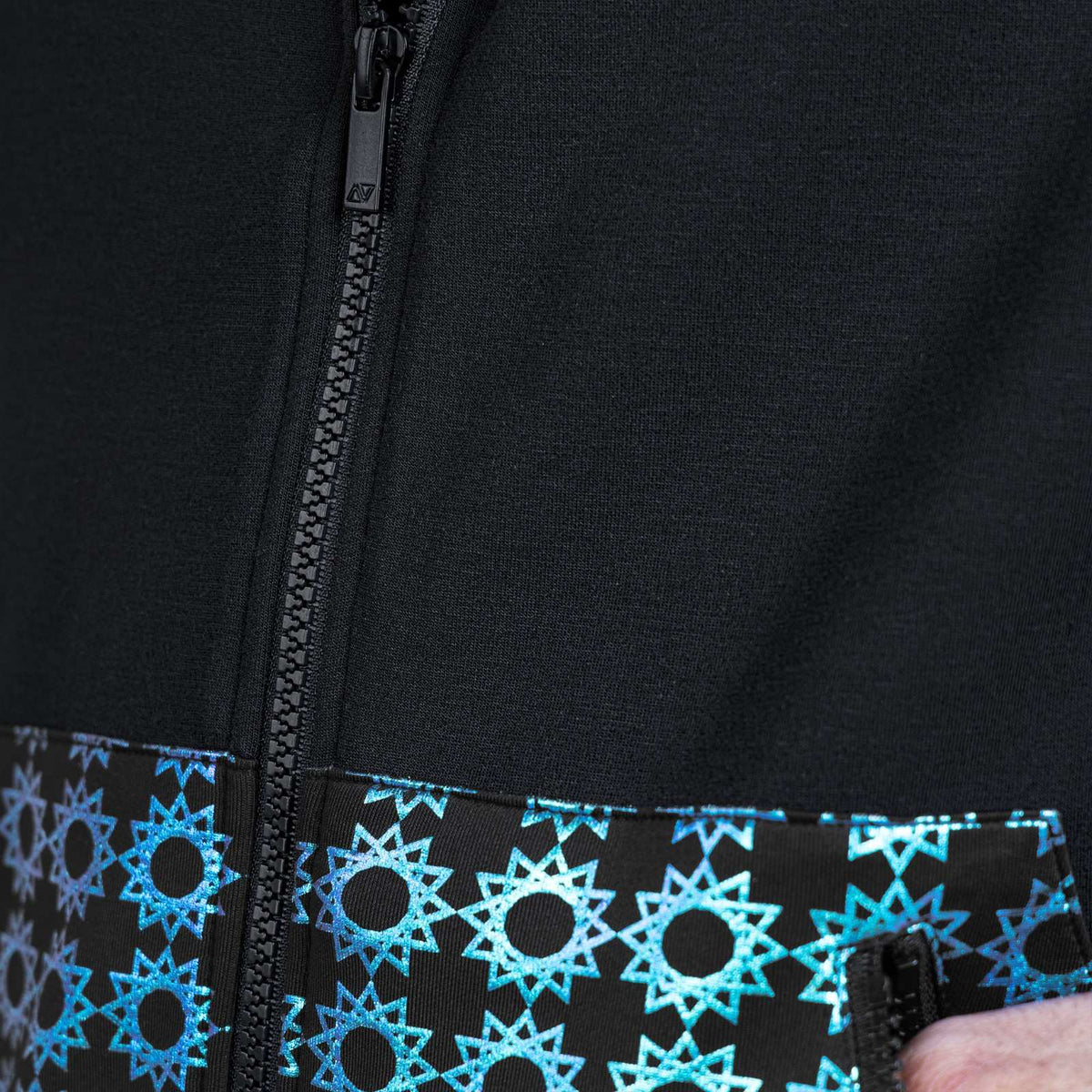 Aerothread™ Signal Zipup Vest