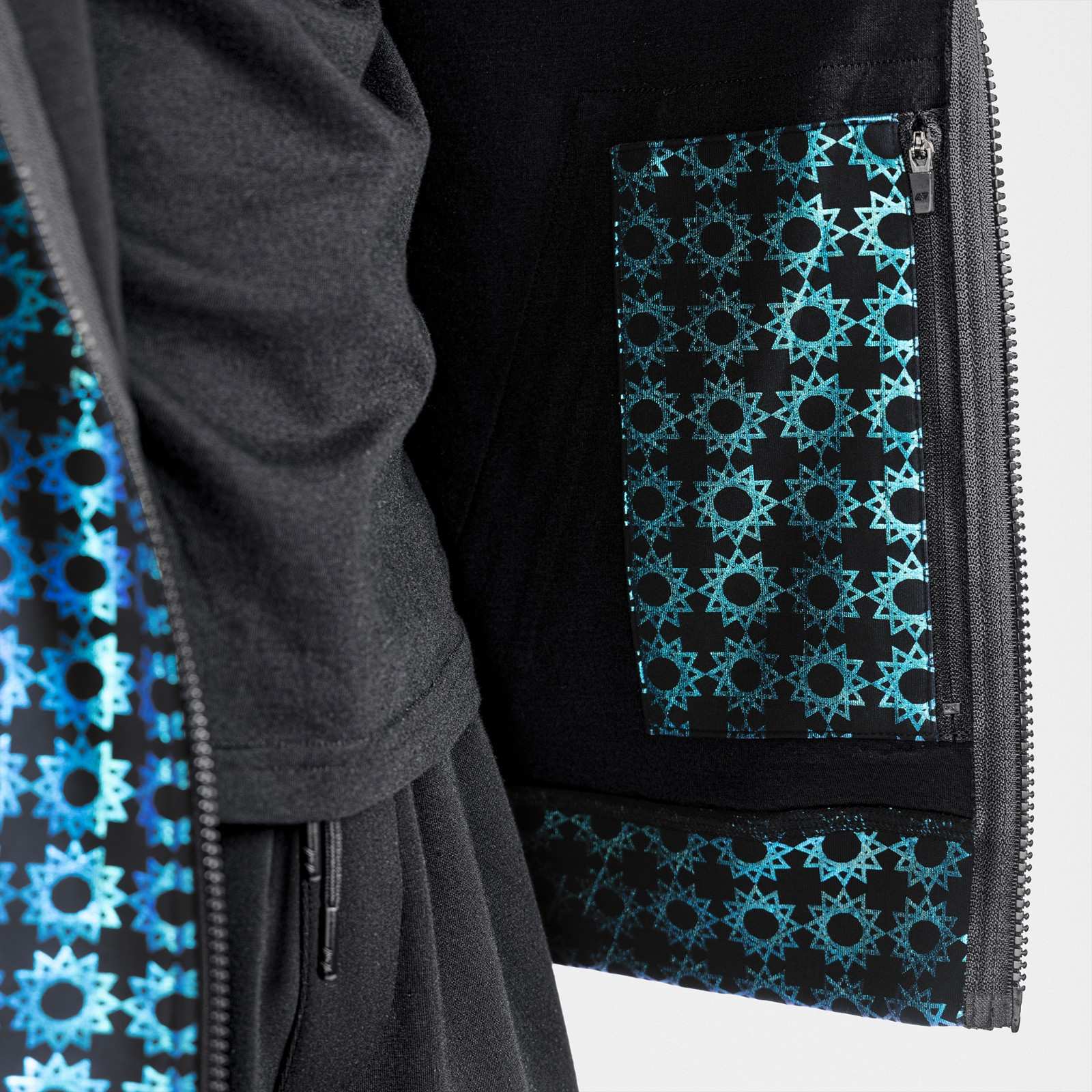 Aerothread™ Wilder Zipup Vest - Mosaic Print